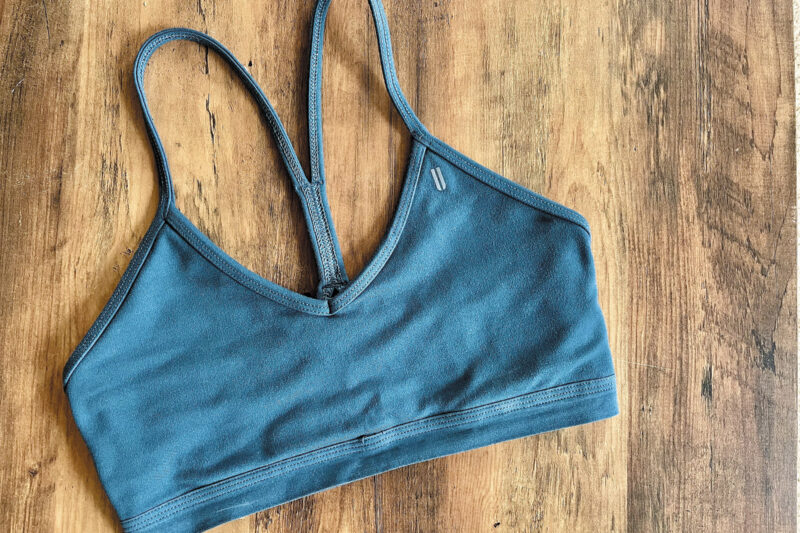 This Minimalist Bra Is a ‘Quiet Crusher’: Nobull Matte V-Neck Sports Bra Review